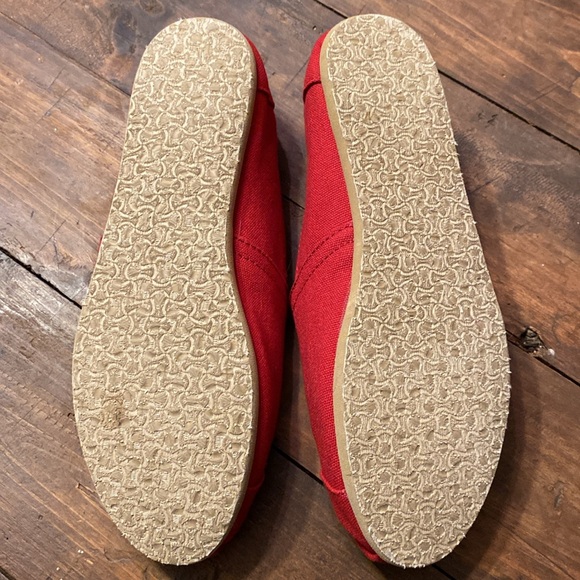 TOMS Red Flats Espadrilles s7.5 - Picture 6 of 6